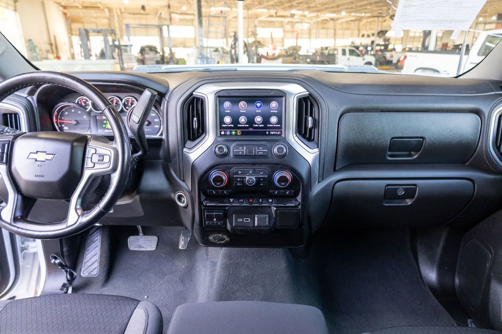 Used 2022 Chevrolet Silverado 2500 LT w/ Convenience Package image 15