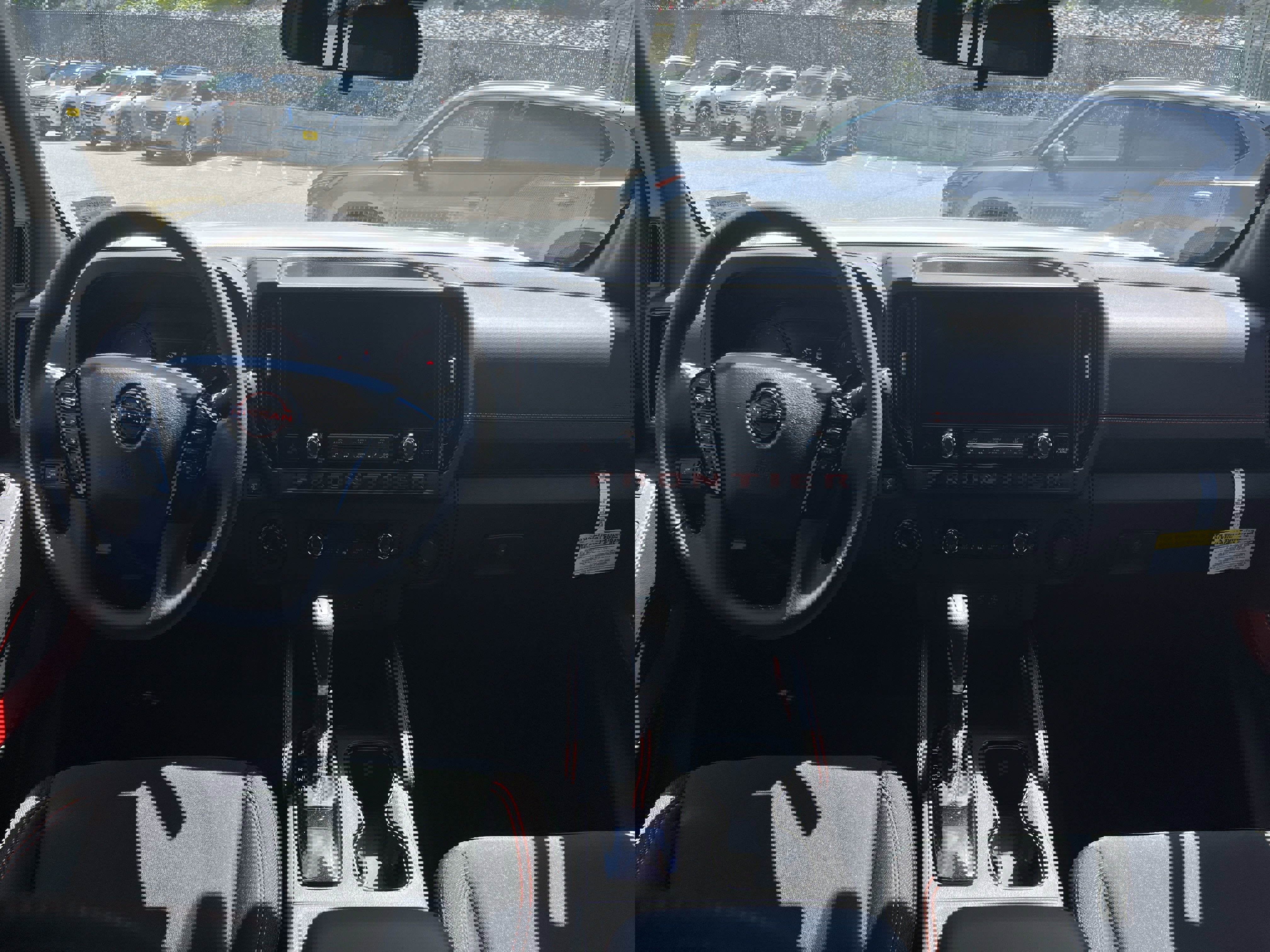 New 2025 Nissan Frontier PRO-4X image 3