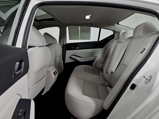 Used 2019 Nissan Altima 2.5 SV image 10