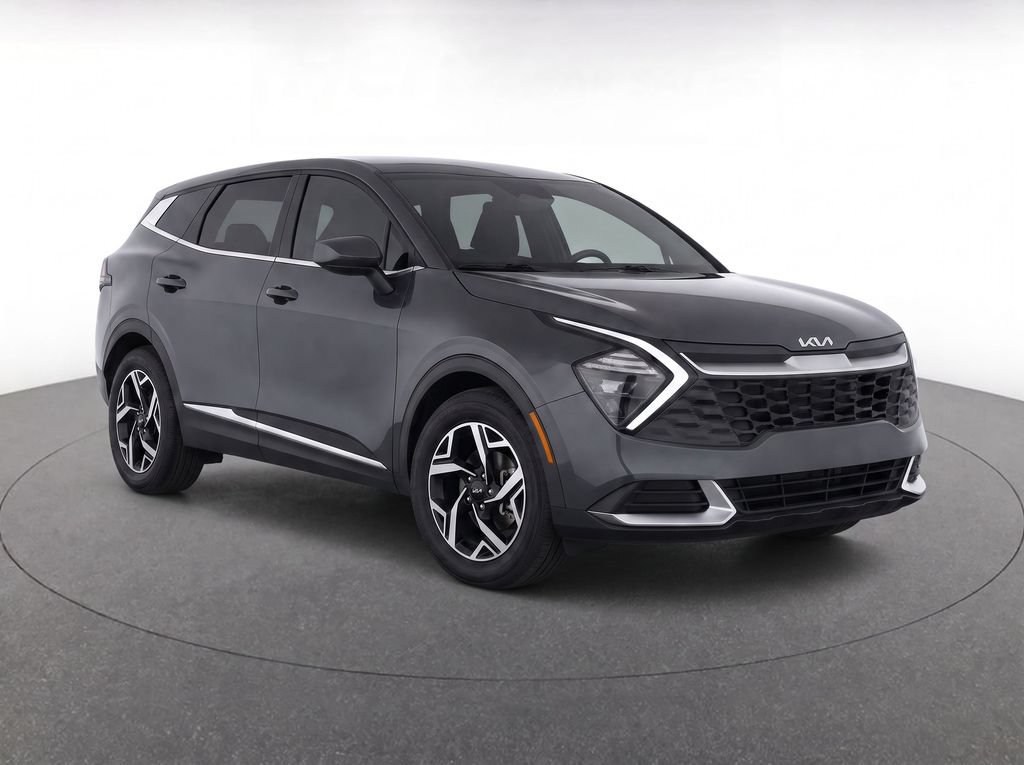 Used 2023 Kia Sportage LX FWD image 2