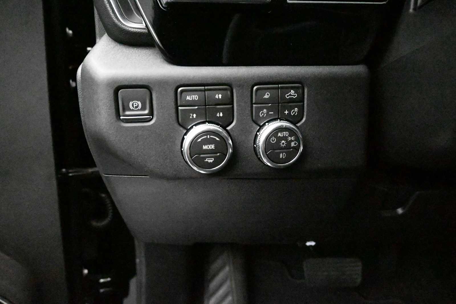 New 2026 GMC Sierra 2500 SLT w/ SLT Premium Package AWD/4WD image 11