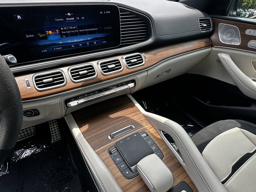 Certified 2024 Mercedes-Benz GLE 53 AMG 4MATIC image 31