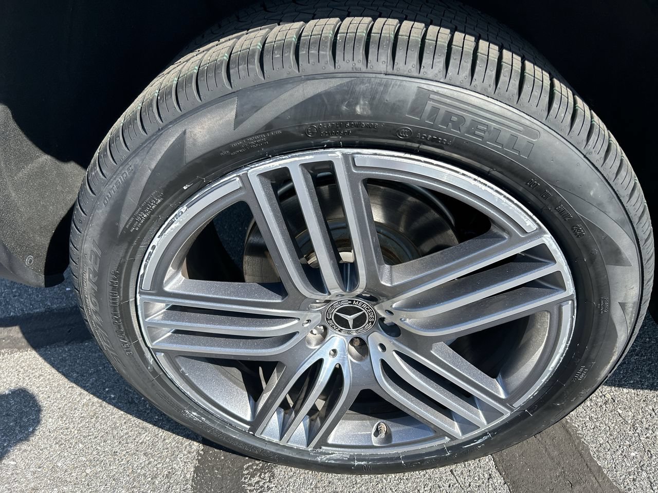 Used 2022 Mercedes-Benz GLS 450 4MATIC image 9