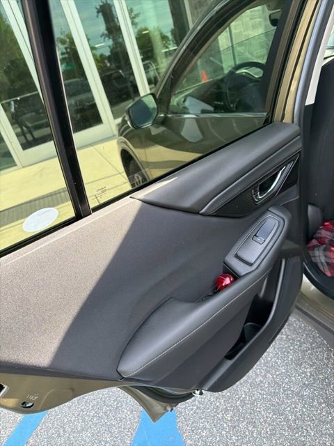 Used 2020 Subaru Outback Premium image 11