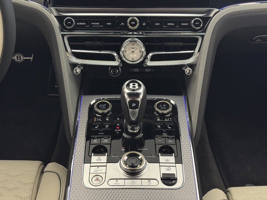New 2026 Bentley Flying Spur Plug-In Hybrid image 44
