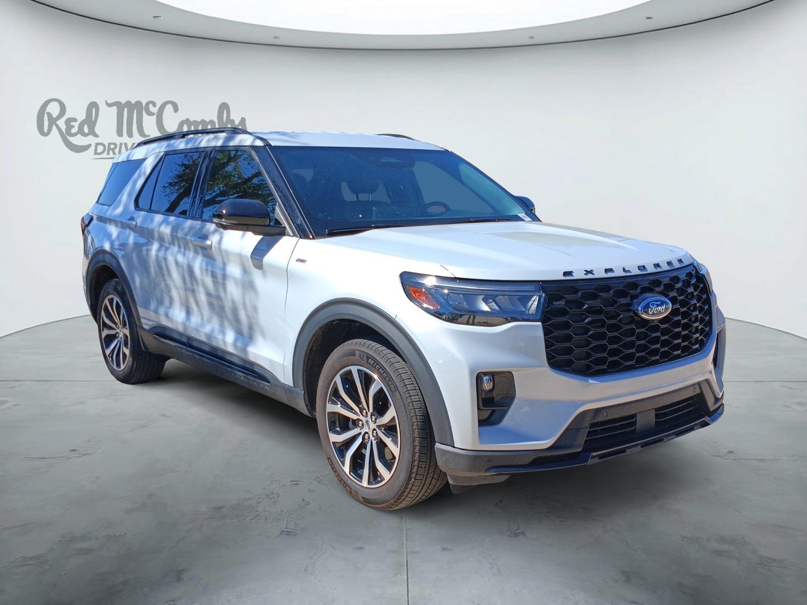 Used 2026 Ford Explorer ST-Line AWD/4WD image 3