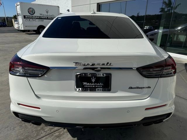 Certified 2022 Maserati Quattroporte Modena image 8