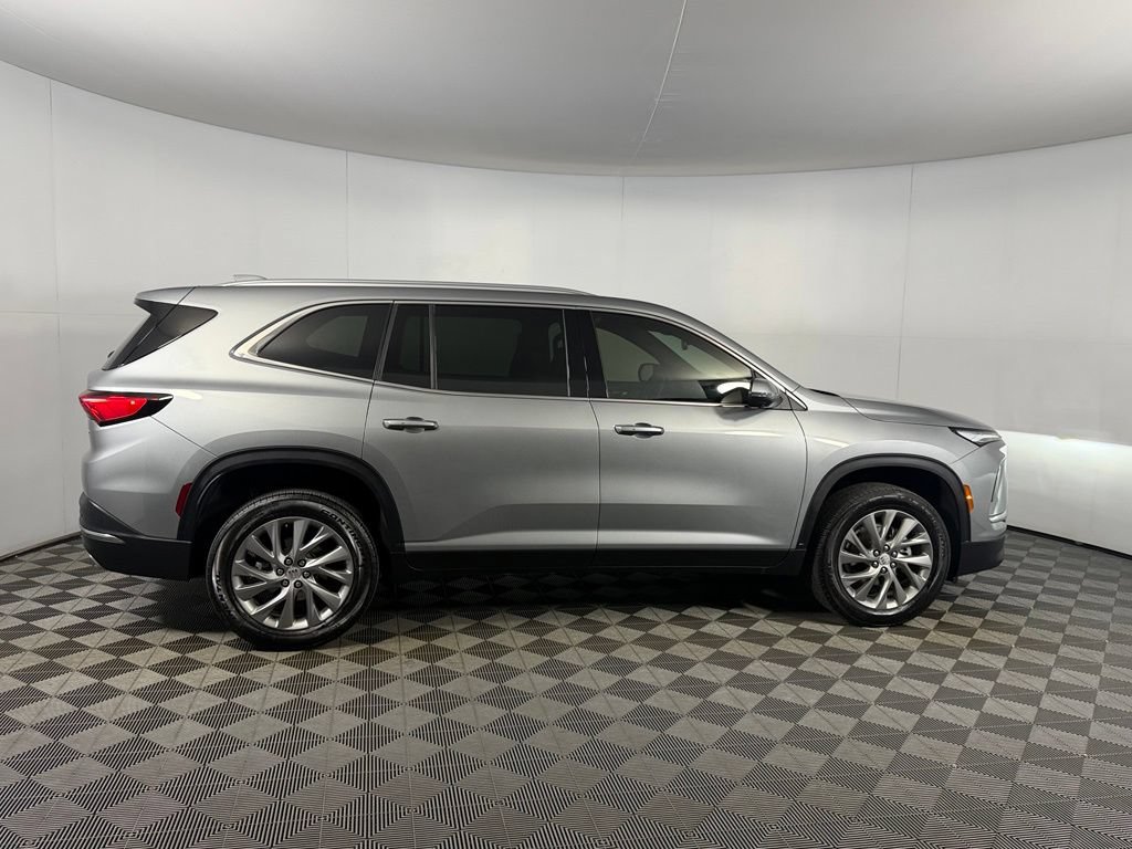 Used 2026 Buick Enclave Preferred FWD image 7