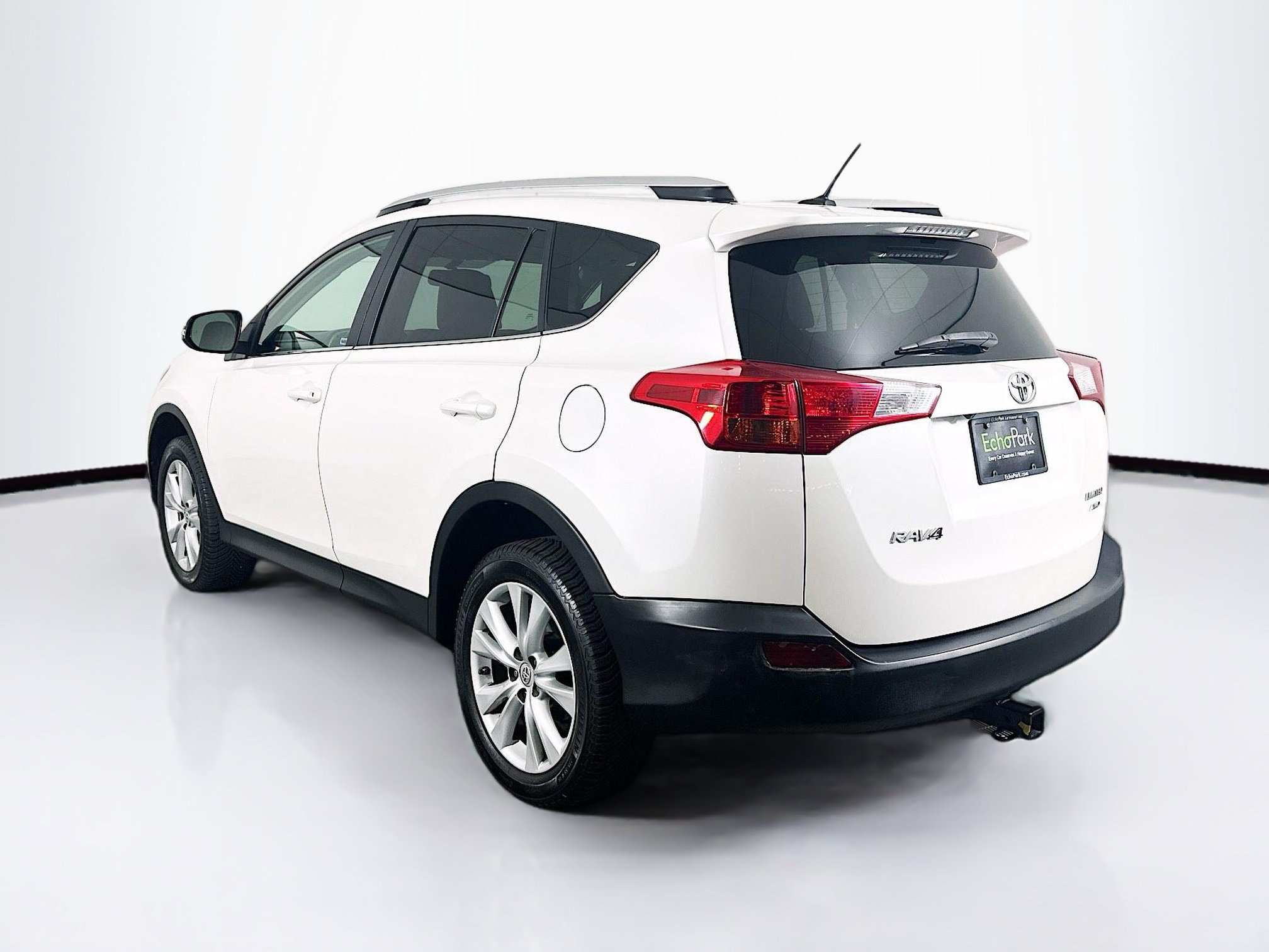 Used 2013 Toyota RAV4 Limited AWD/4WD image 5