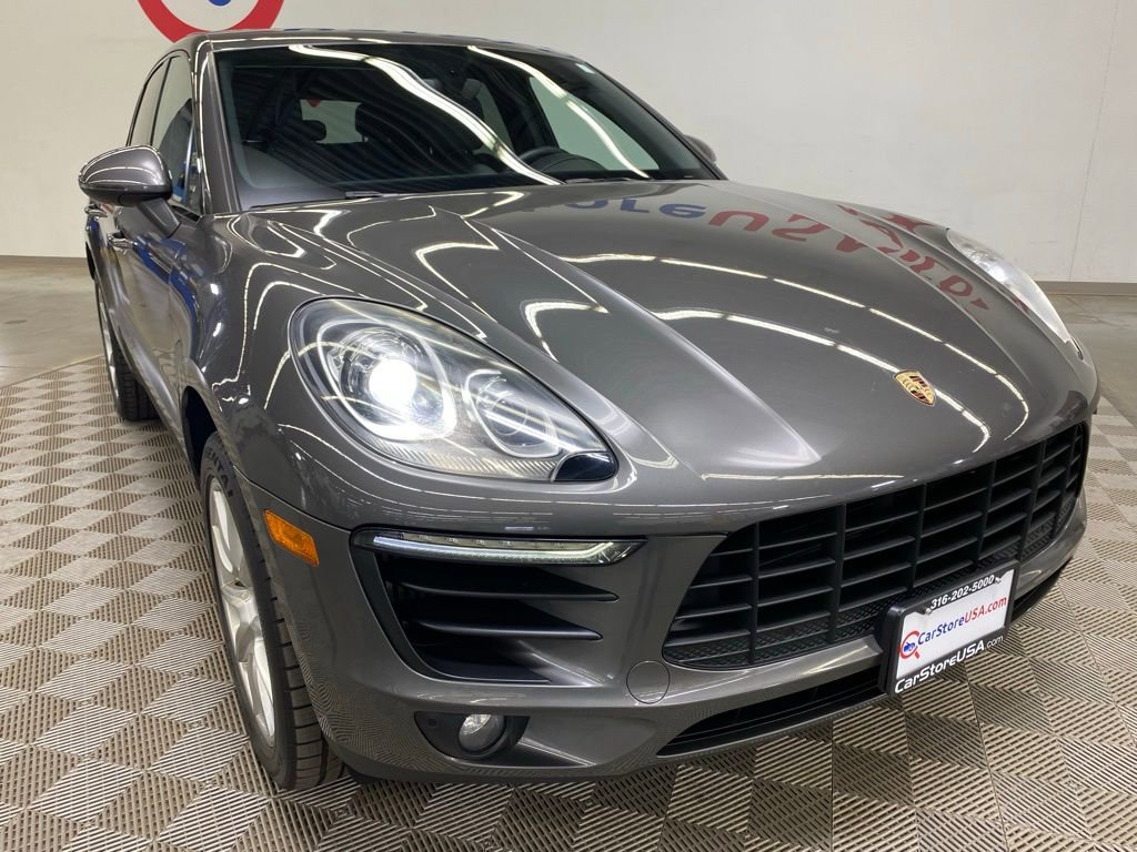 Used 2016 Porsche Macan S image 2
