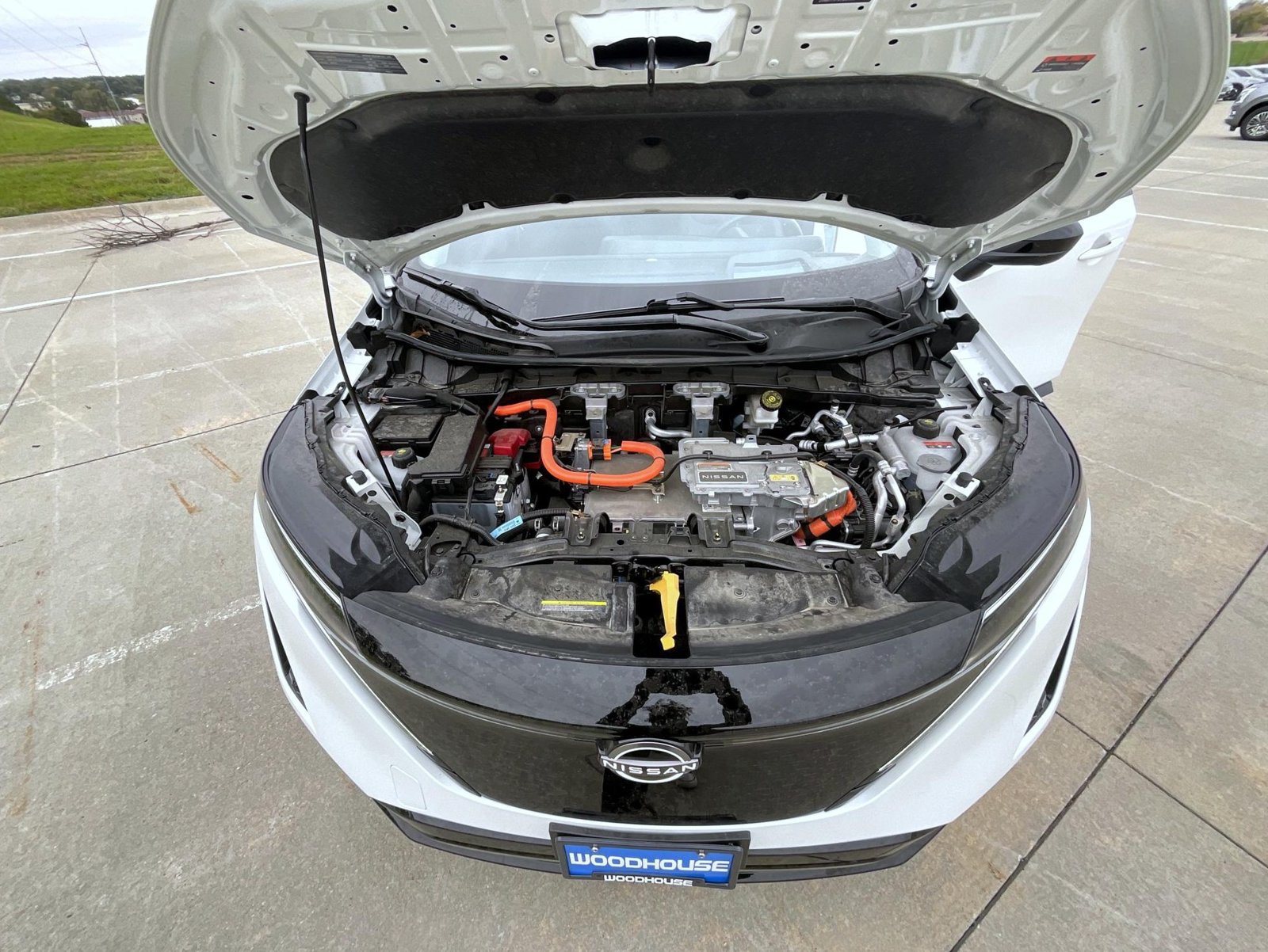 Used 2023 Nissan Ariya AWD image 25