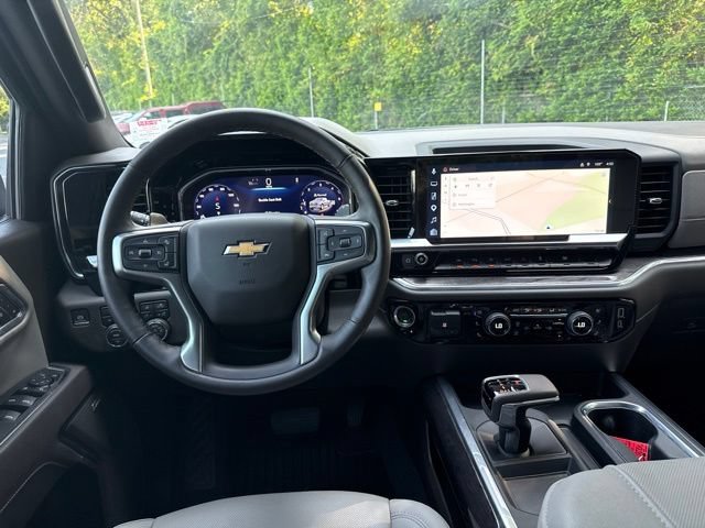 Used 2026 Chevrolet Silverado 1500 LTZ AWD/4WD image 24