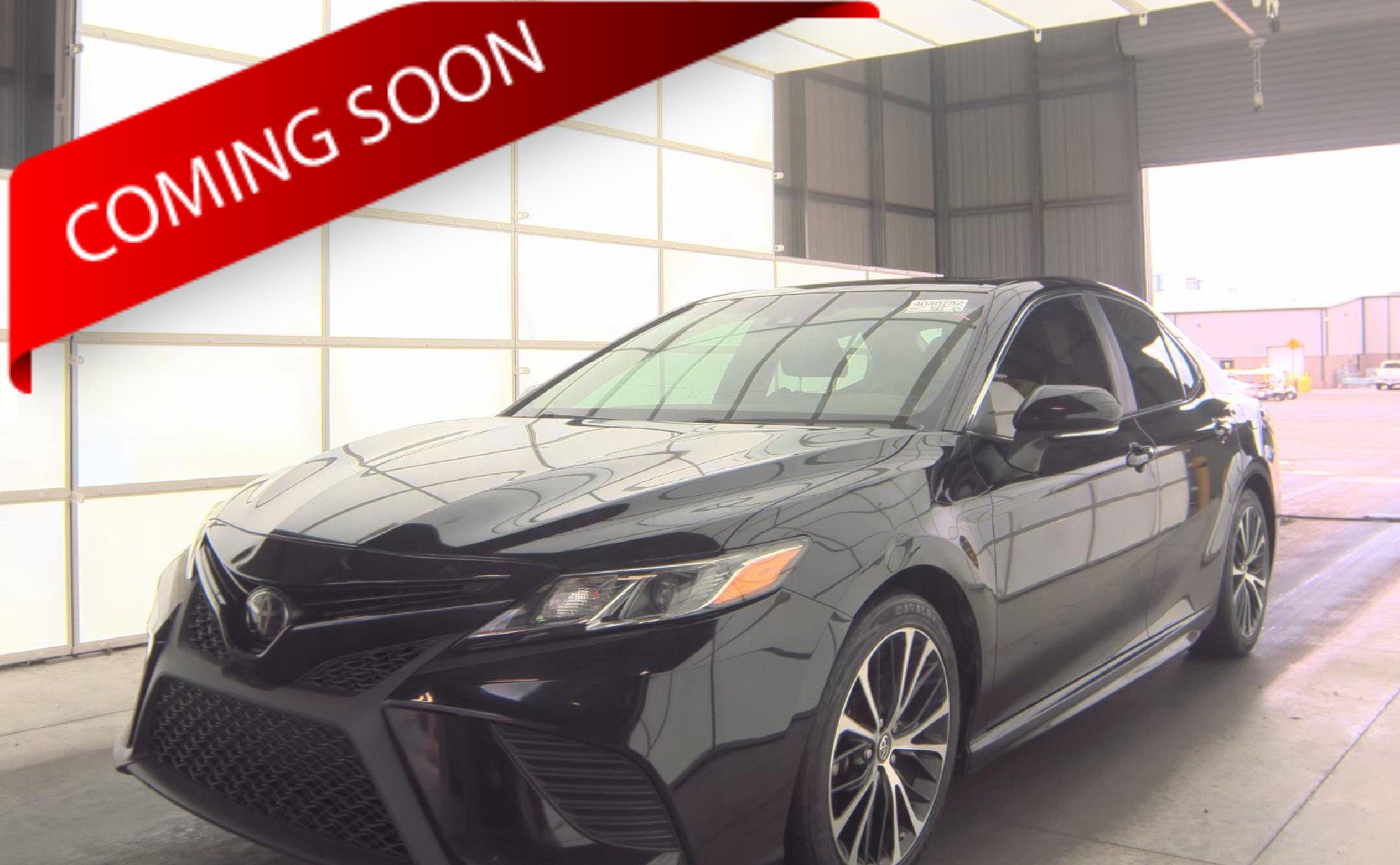 Used 2018 Toyota Camry SE w/ Moonroof Package