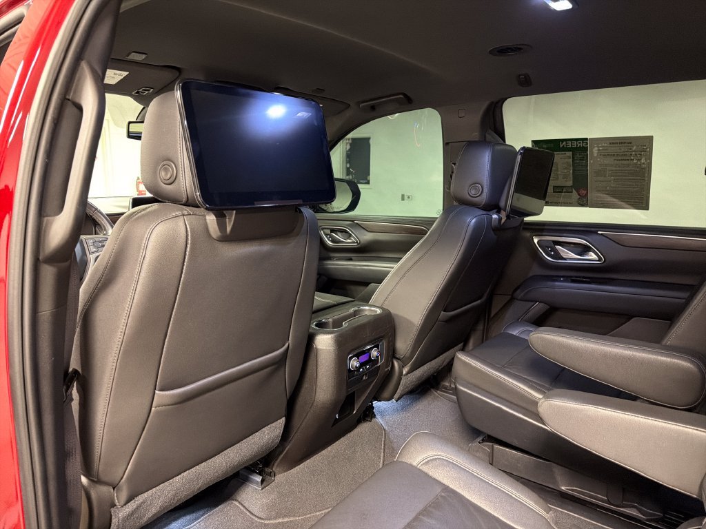 Used 2021 Chevrolet Suburban LT w/ Rear Media and Nav Package RWD image 31