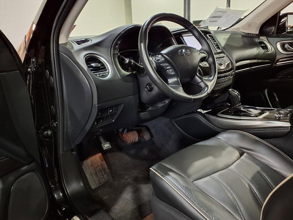 Used 2019 INFINITI QX60 Luxe w/ Essential Package image 16
