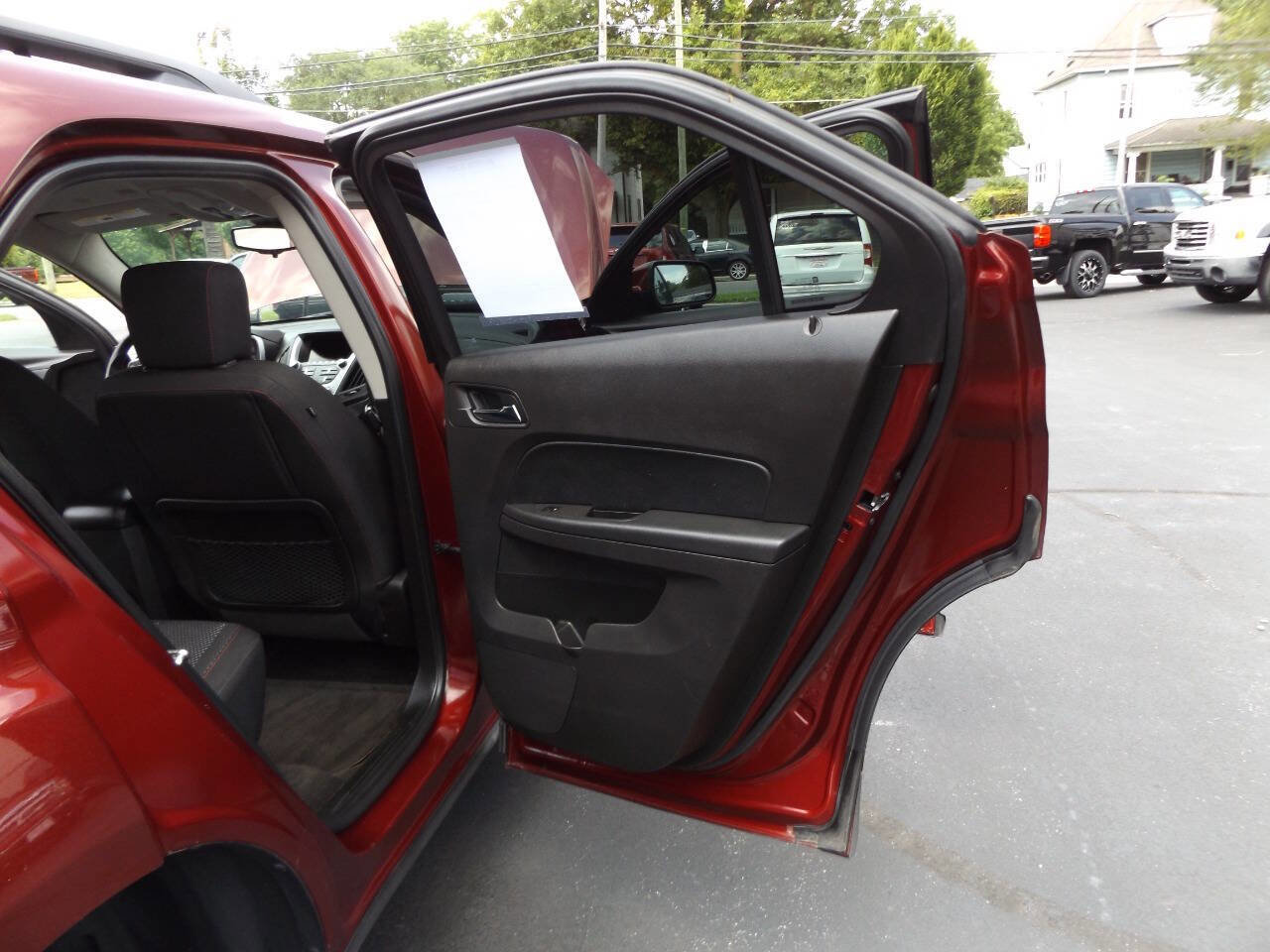 Used 2017 Chevrolet Equinox LT w/ Convenience Package image 27