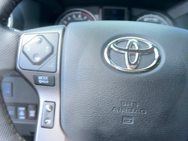 Used 2020 Toyota Tacoma TRD Off-Road w/ TRD Premium Off Road Package AWD/4WD image 49
