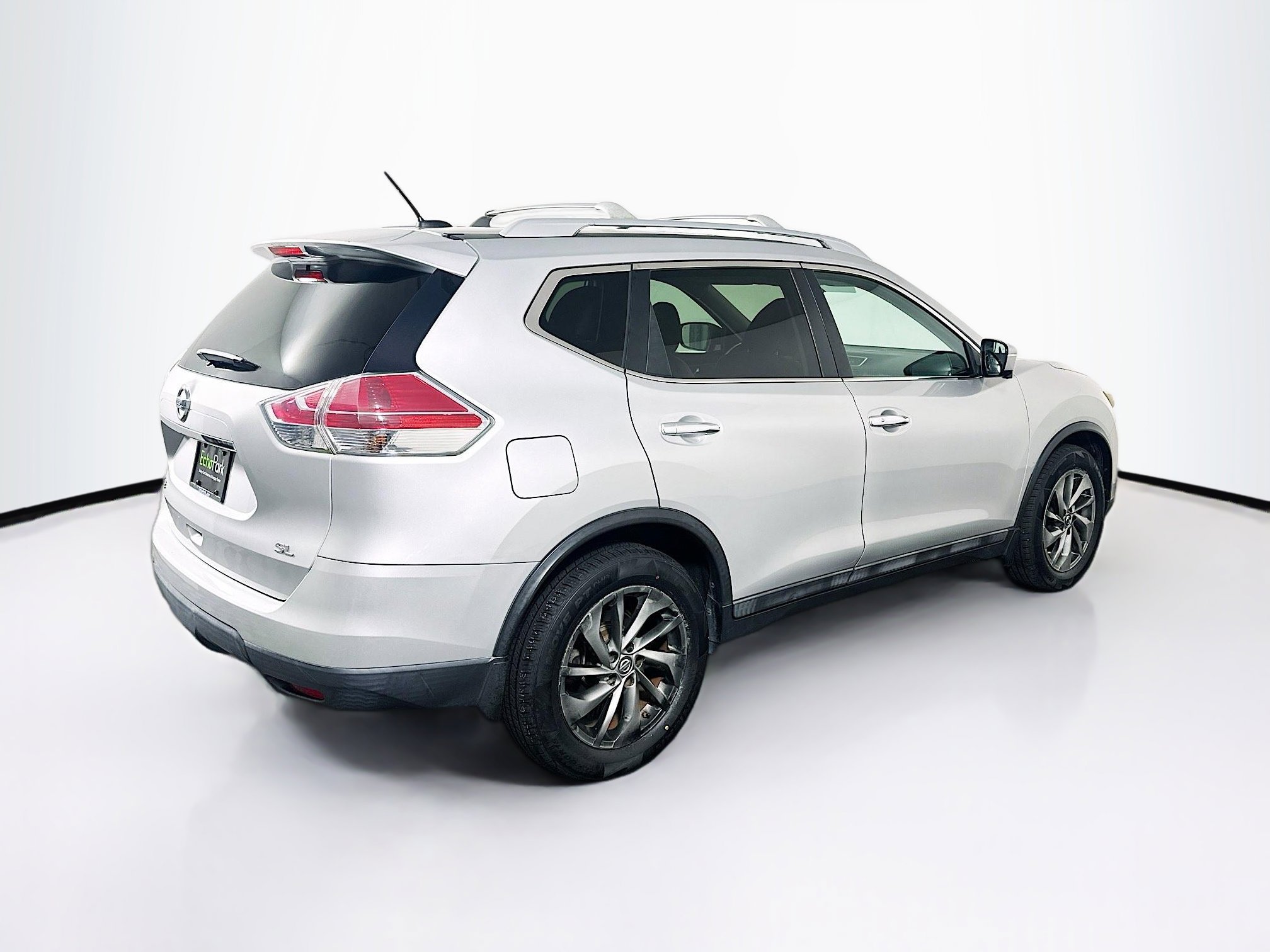Used 2015 Nissan Rogue SL w/ SL Premium Package image 9