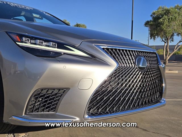 Certified 2023 Lexus LS 500 w/ Accessory Package (Z1) RWD image 9