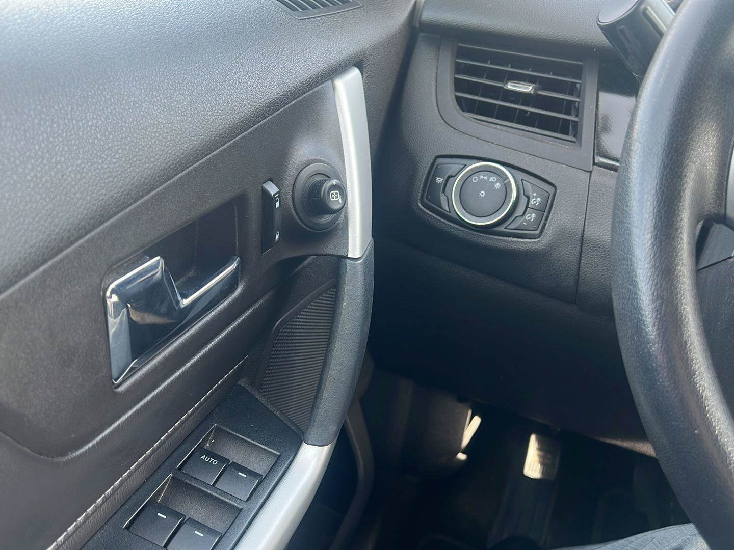 Used 2013 Ford Edge SE AWD/4WD image 21