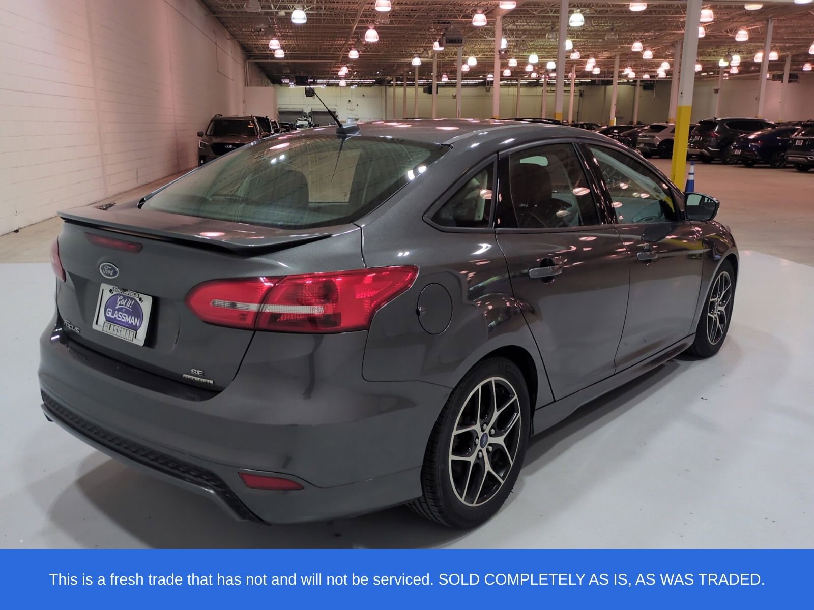 Used 2016 Ford Focus SE w/ SE Sport Package FWD image 3