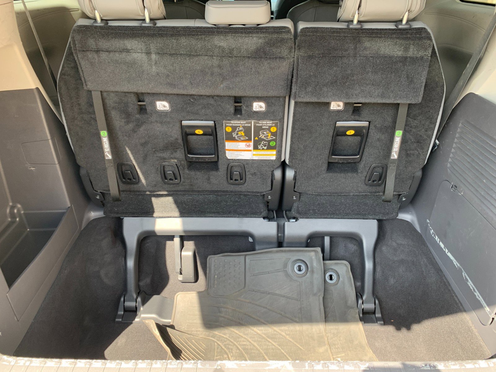 Used 2022 Toyota Sienna XLE AWD/4WD image 9