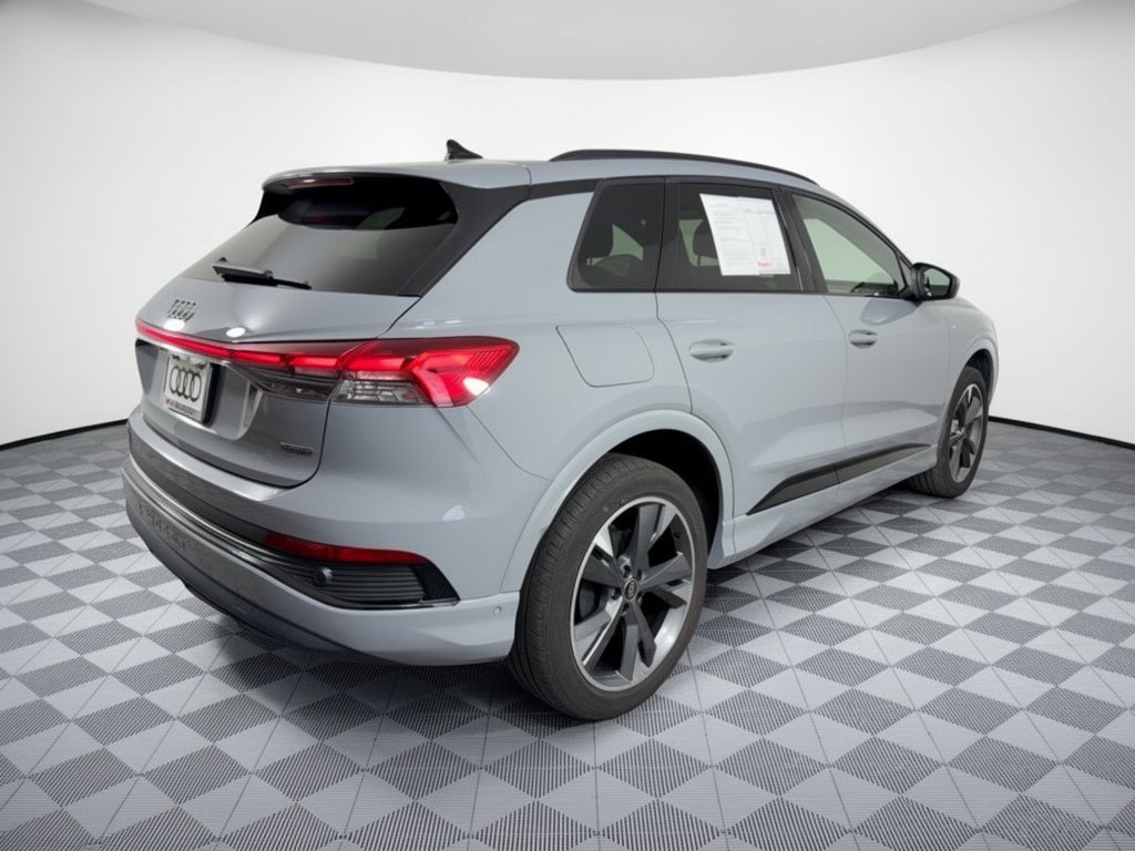 Used 2024 Audi Q4 e-tron Premium Plus w/ Premium Plus AWD/4WD image 9