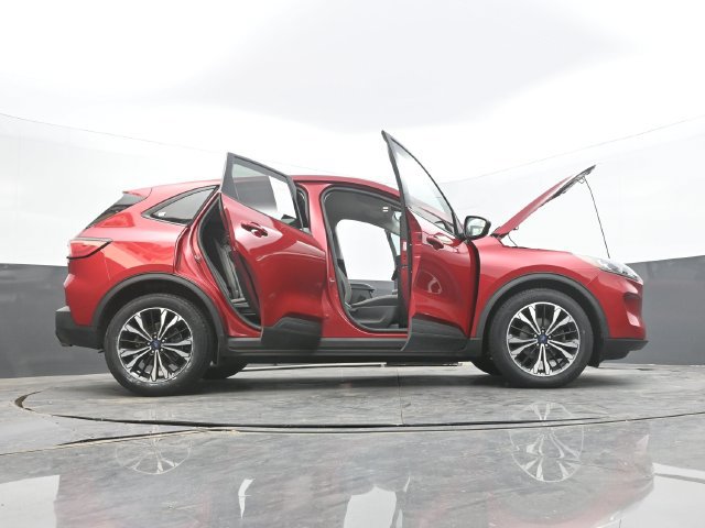Used 2022 Ford Escape SE w/ SE Sport Appearance Package FWD image 69