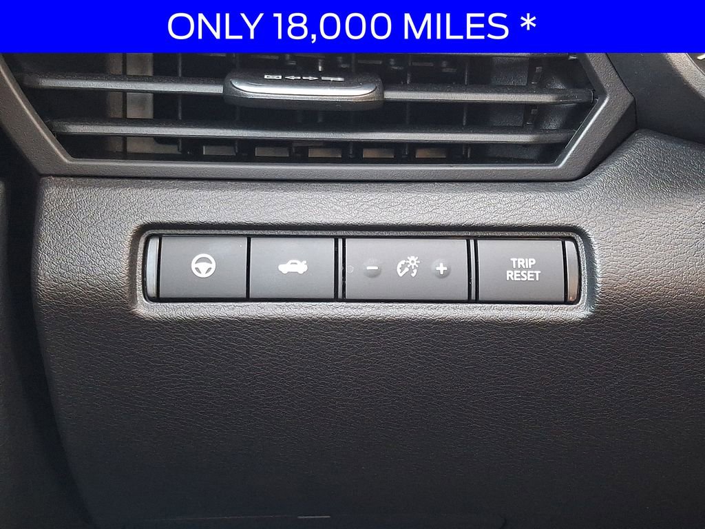 Used 2023 Nissan Altima 2.0 SR image 24