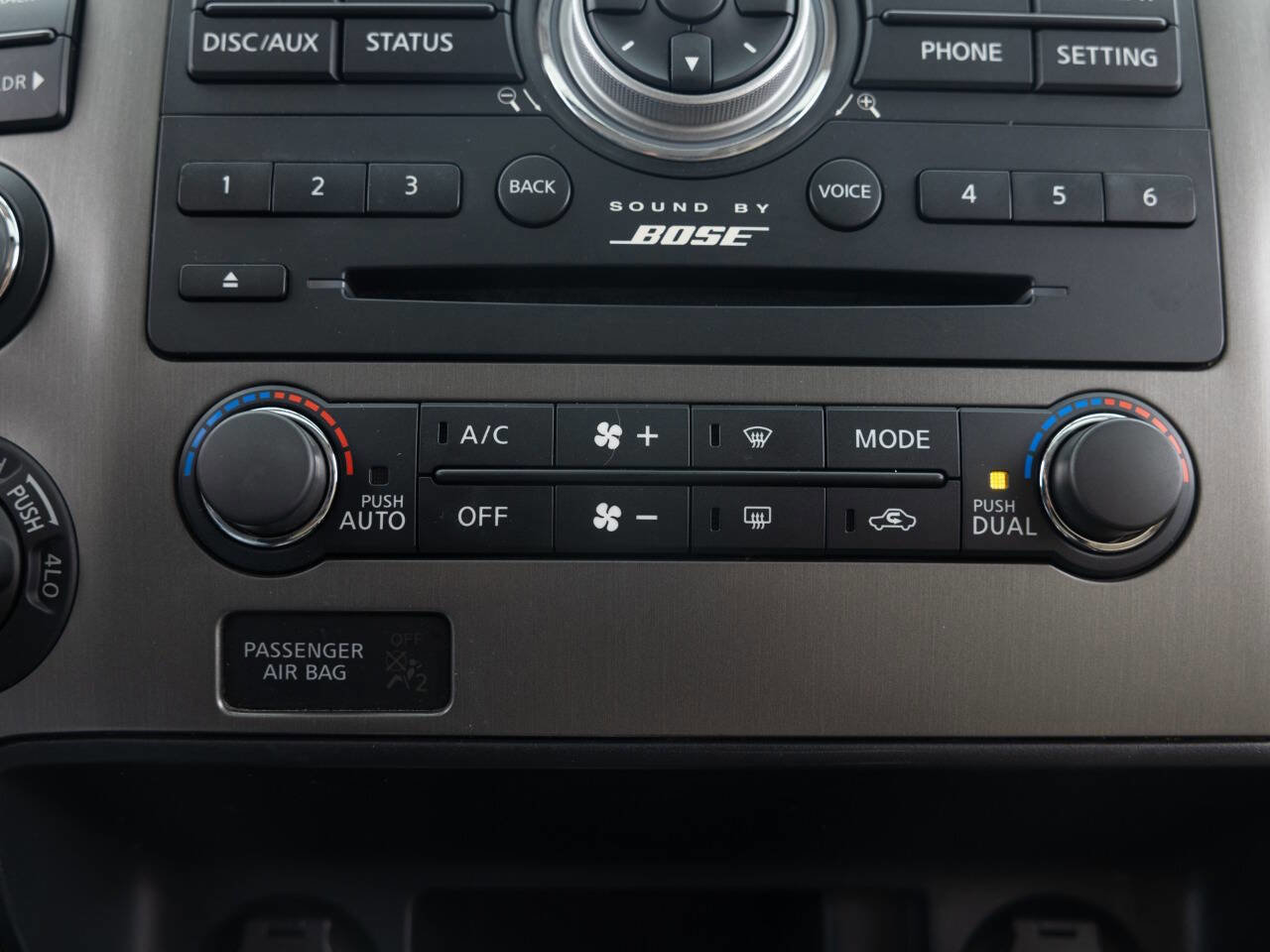 Used 2015 Nissan Armada Platinum image 38