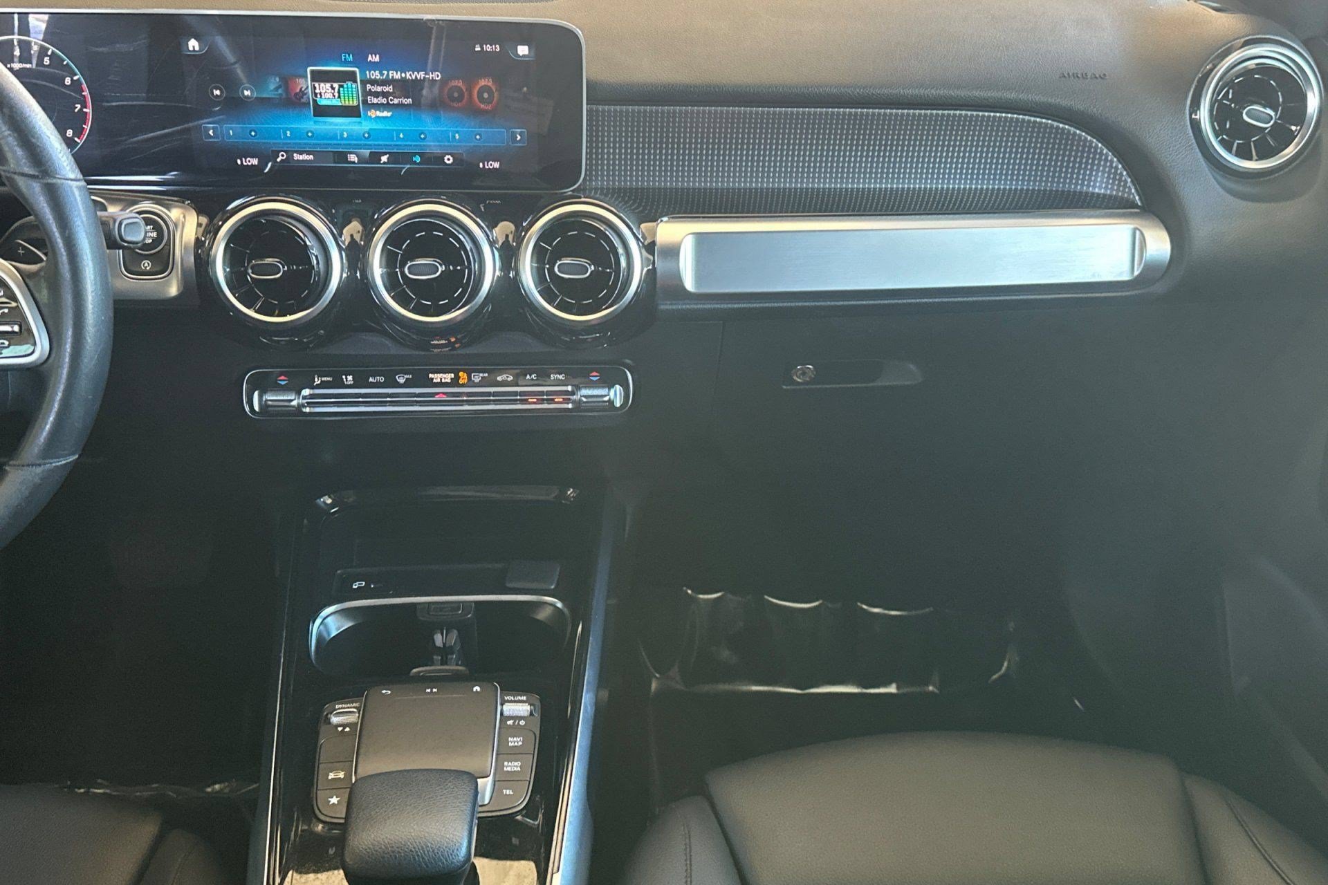 Used 2021 Mercedes-Benz GLB 250 4MATIC image 17