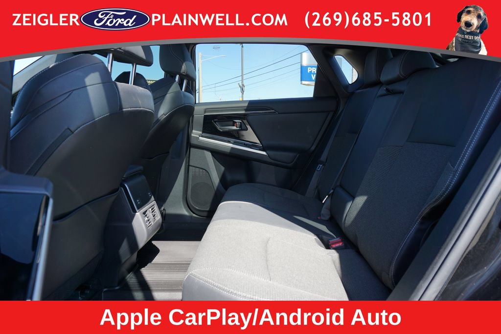 Used 2024 Toyota bZ4X FWD image 12