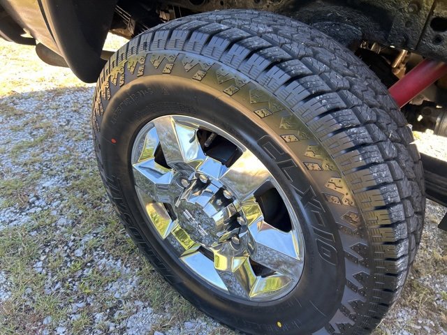 Used 2017 GMC Sierra 2500 SLE w/ SLE Preferred Package image 12