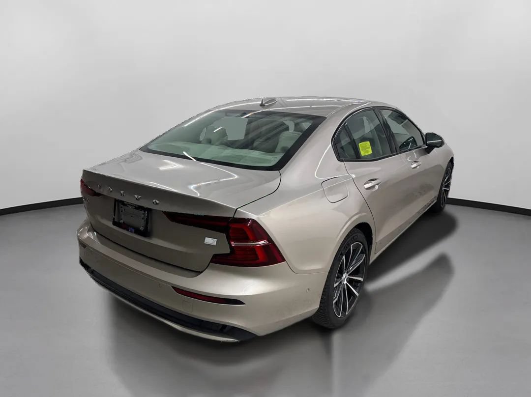 Used 2023 Volvo S60 T8 Plus AWD/4WD image 10