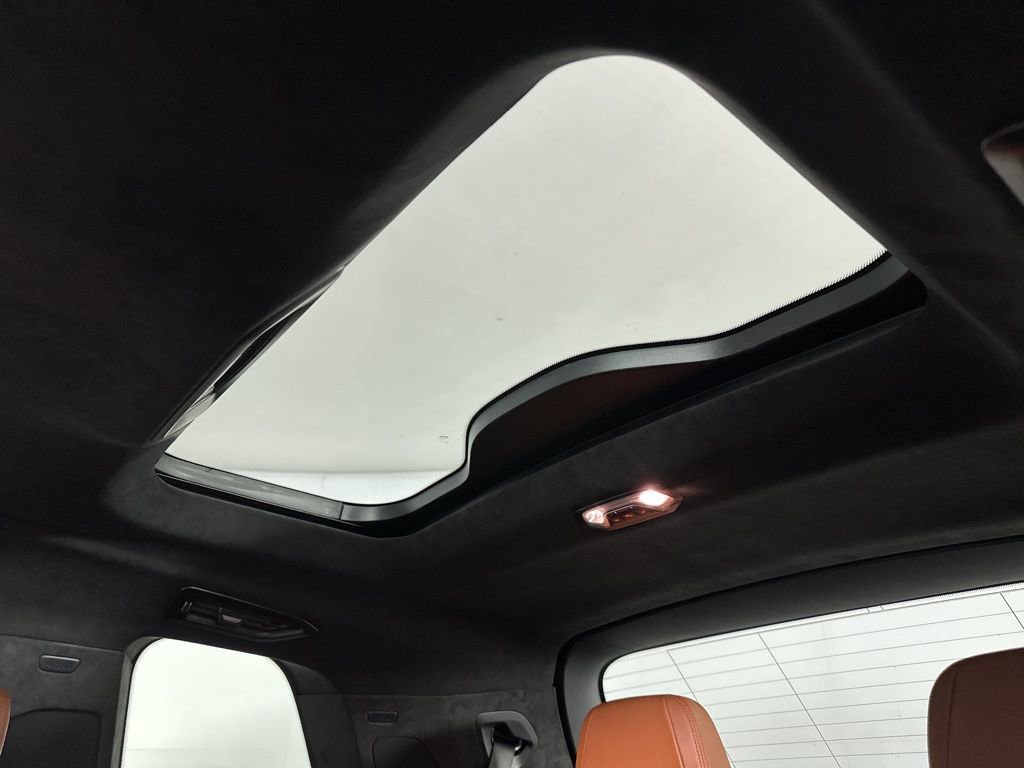 New 2026 BMW ALPINA XB7 image 28