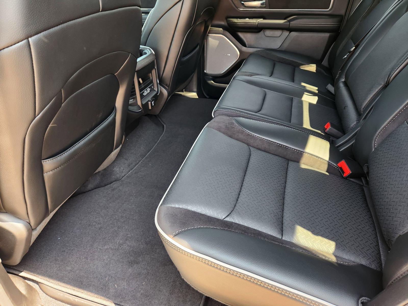 New 2026 RAM 1500 Laramie w/ Night Edition image 19