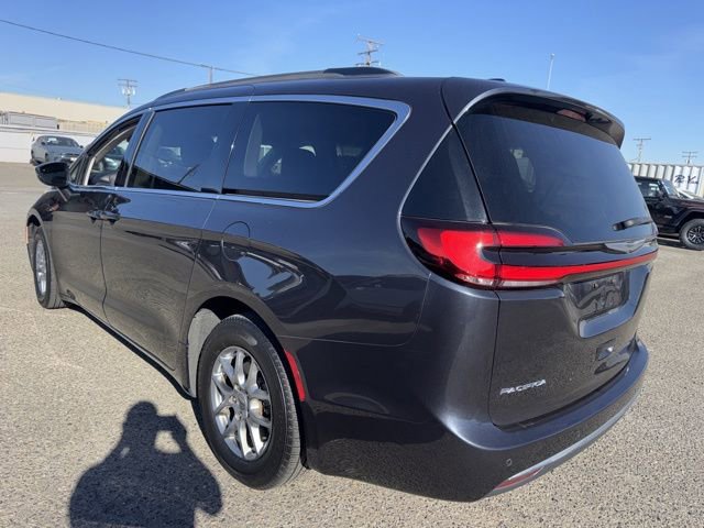 Used 2021 Chrysler Pacifica Touring image 7