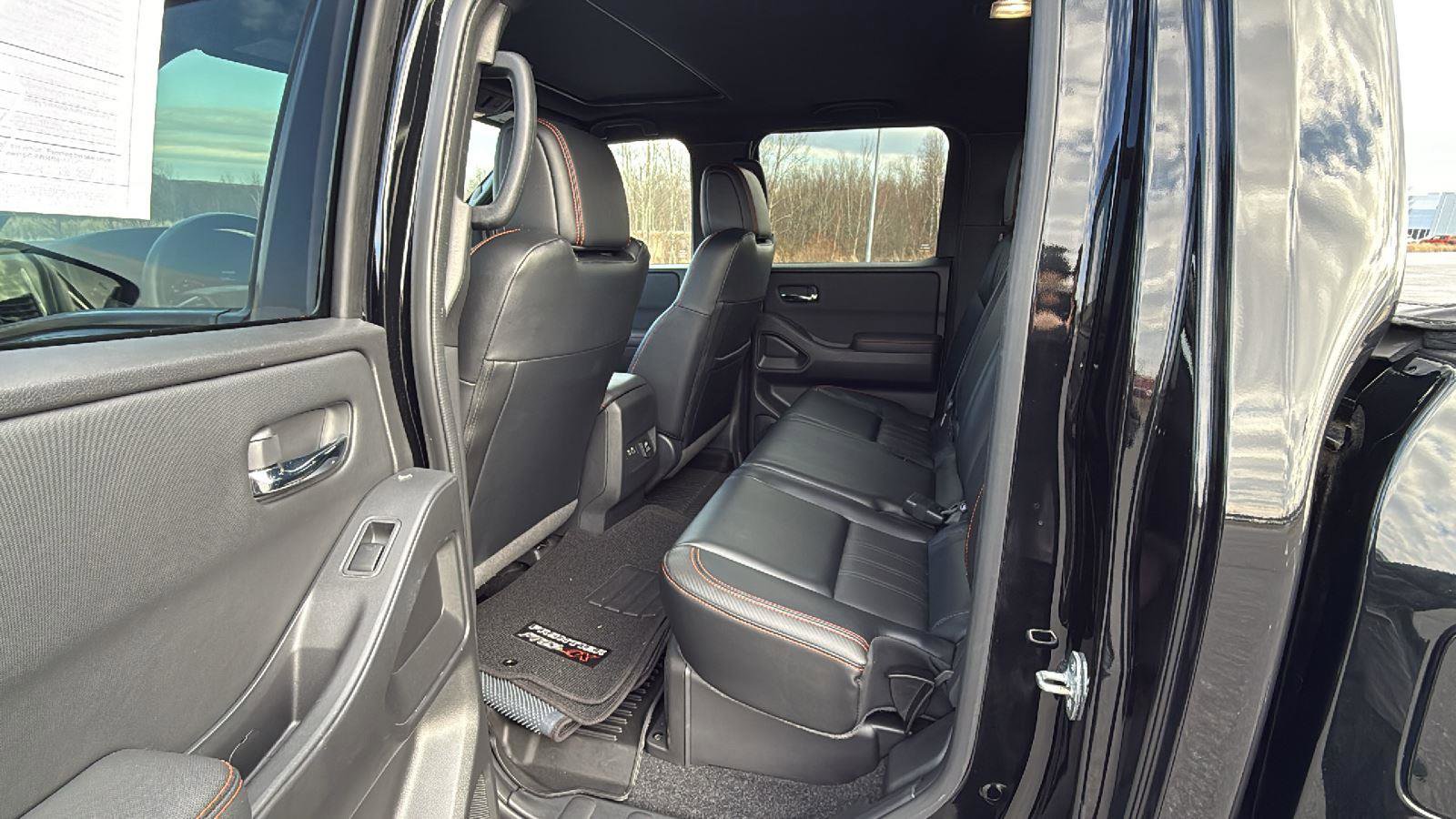 Used 2023 Nissan Frontier PRO-4X w/ Pro-4X Premium Package image 24