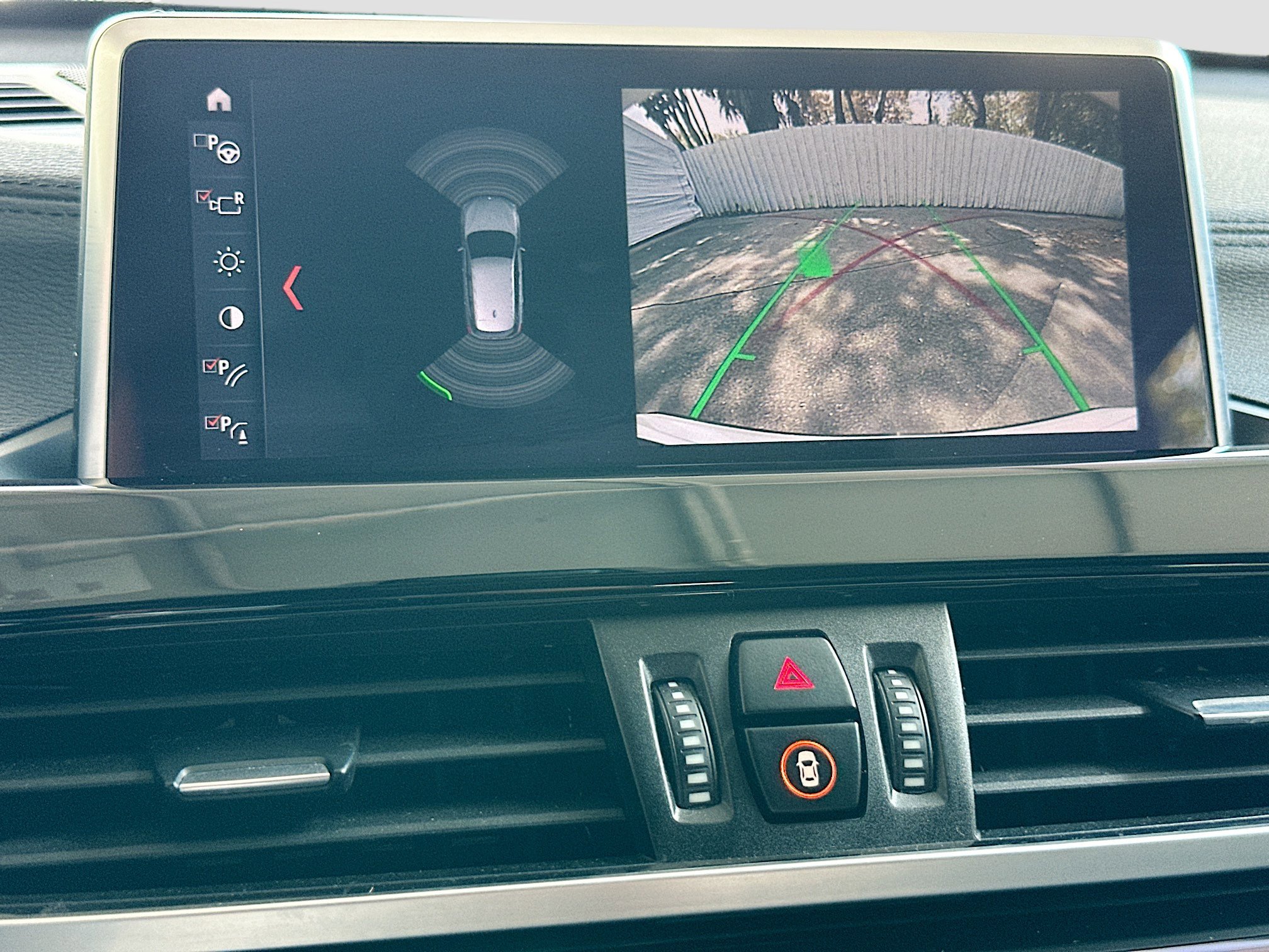 Used 2020 BMW X1 sDrive28i w/ Convenience Package image 14