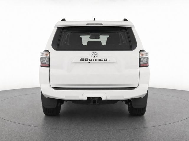 Used 2022 Toyota 4Runner SR5 AWD/4WD image 29