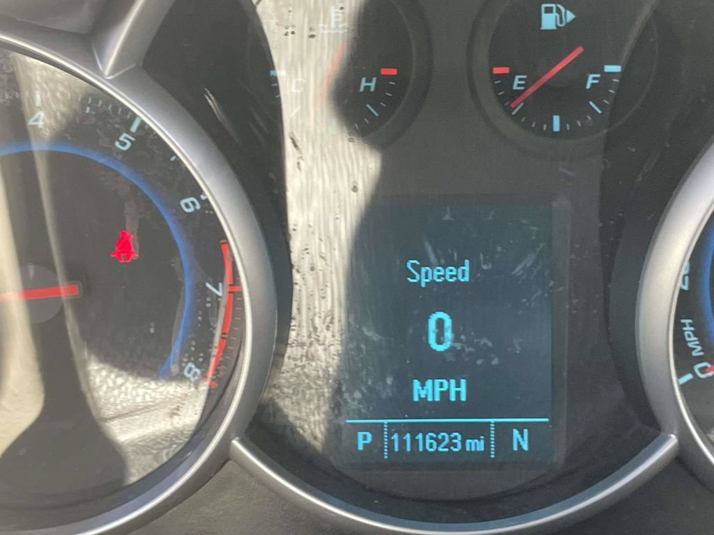 Used 2012 Chevrolet Cruze LS w/ Connectivity Package FWD image 13