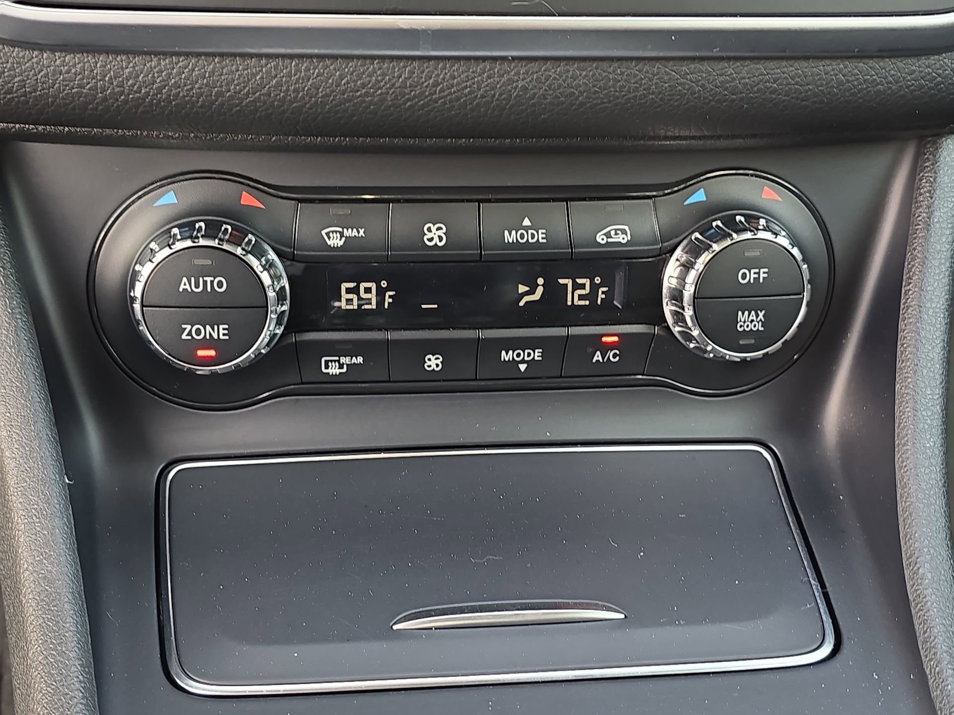 Used 2019 Mercedes-Benz GLA 250 4MATIC image 23