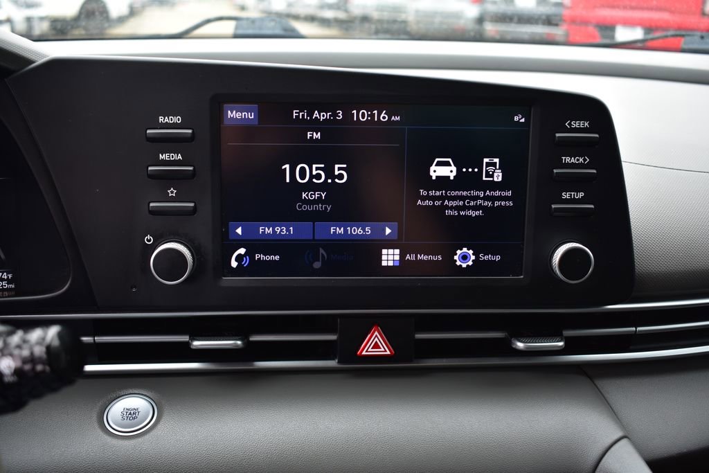 Used 2022 Hyundai Elantra SEL FWD image 28