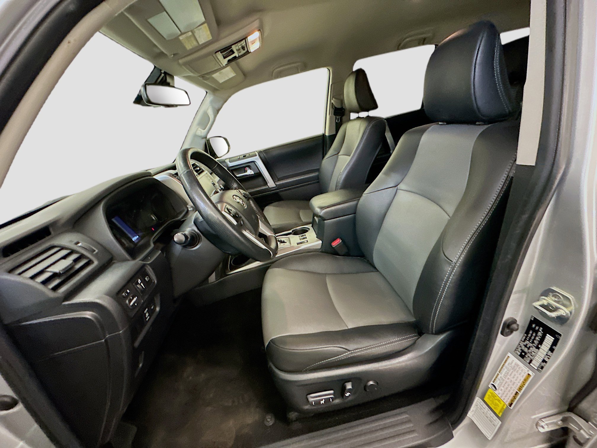 Used 2024 Toyota 4Runner SR5 Premium image 13