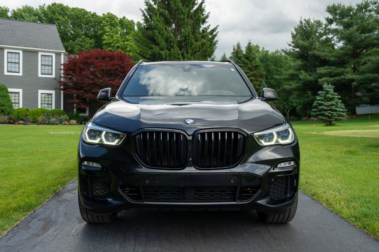 Used 2021 BMW X5 M50i AWD/4WD image 8