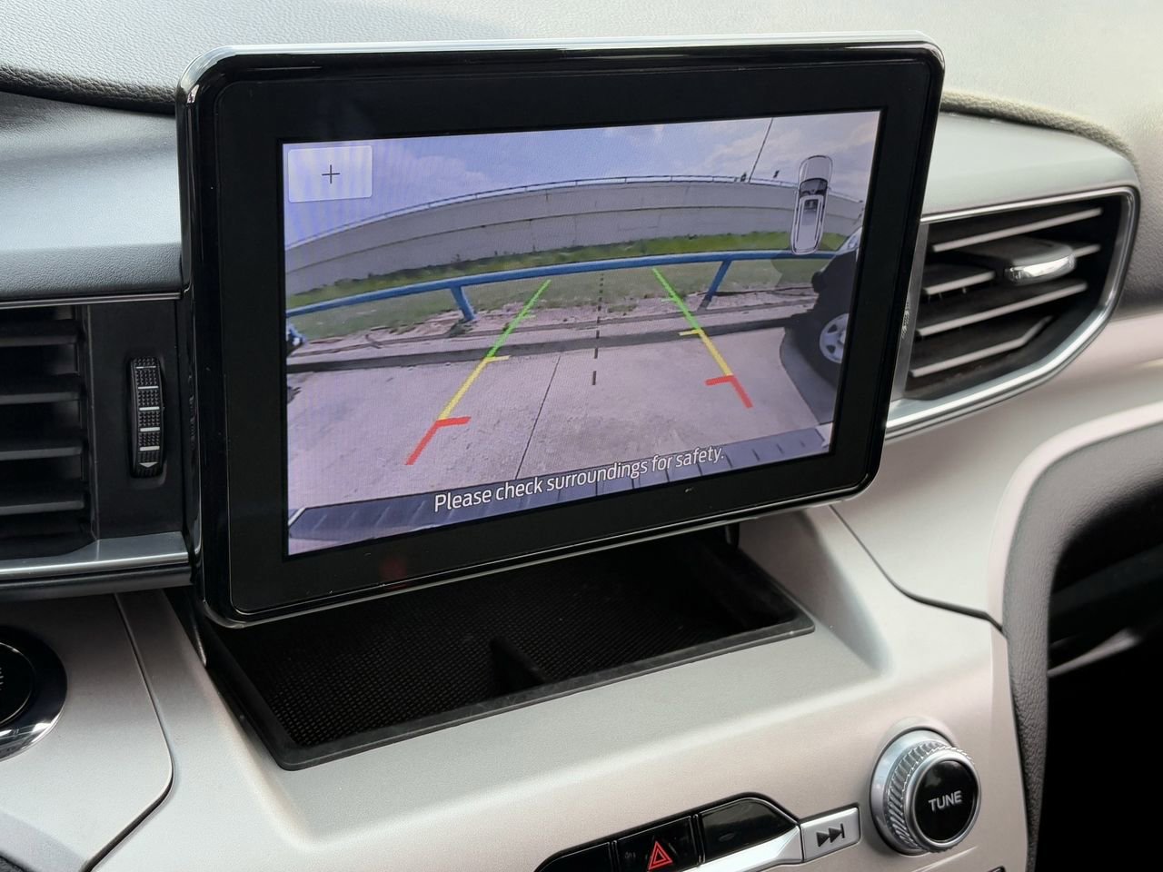 Certified 2023 Ford Explorer XLT w/ Equipment Group 202A image 21