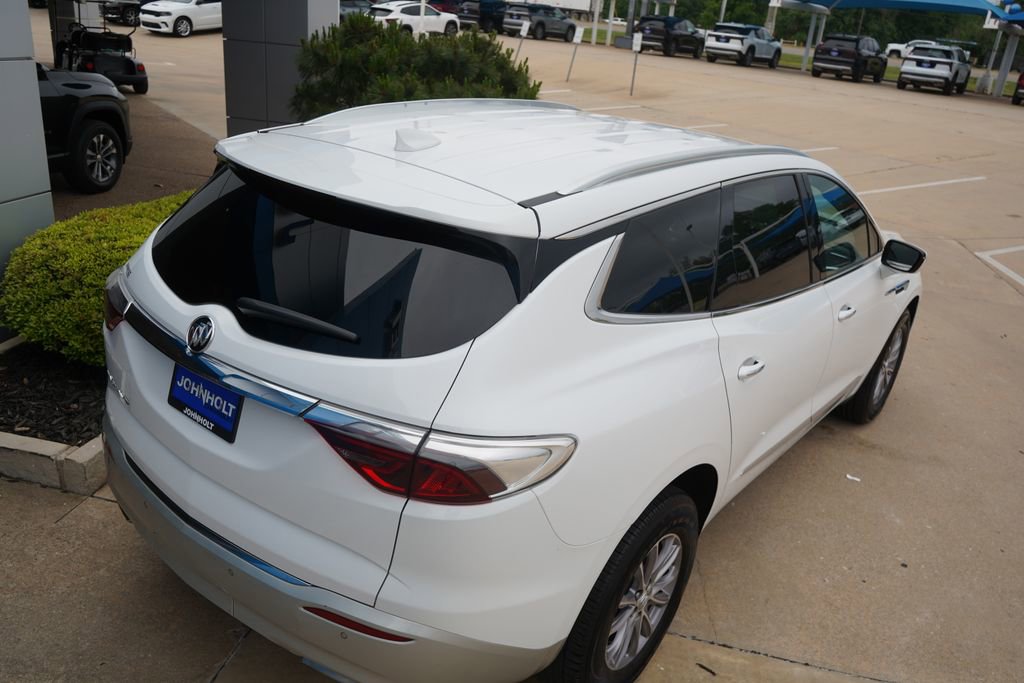 Used 2024 Buick Enclave Premium FWD image 13