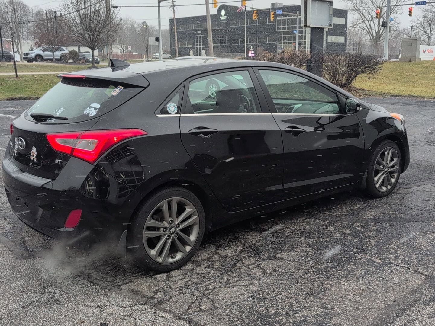 Used 2016 Hyundai Elantra GT w/ Option Group 03 image 3
