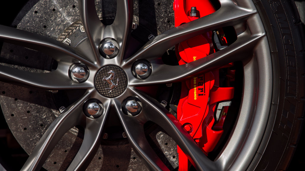 Used 2018 Ferrari 488 Spider RWD image 39