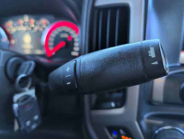 Used 2015 GMC Sierra 3500 Denali w/ Duramax Plus Package image 33